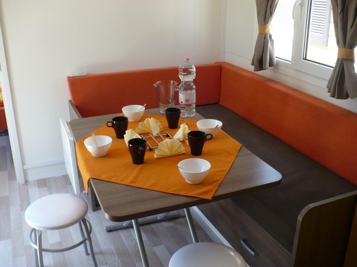 Victoria Mobilehome In Solaris Fkk Naturist Camping Resort Poreč Exterior foto